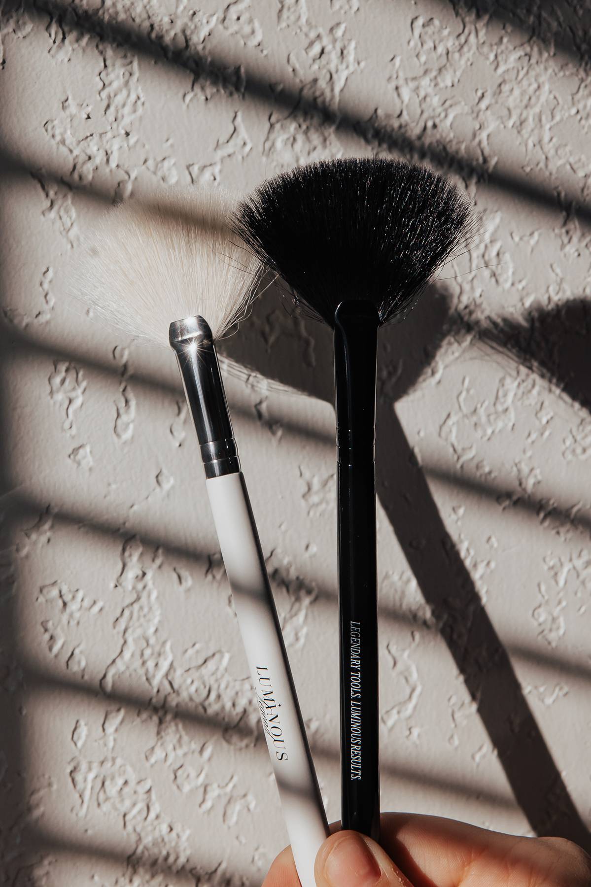 LUMI CLOUD FACIAL BRUSH