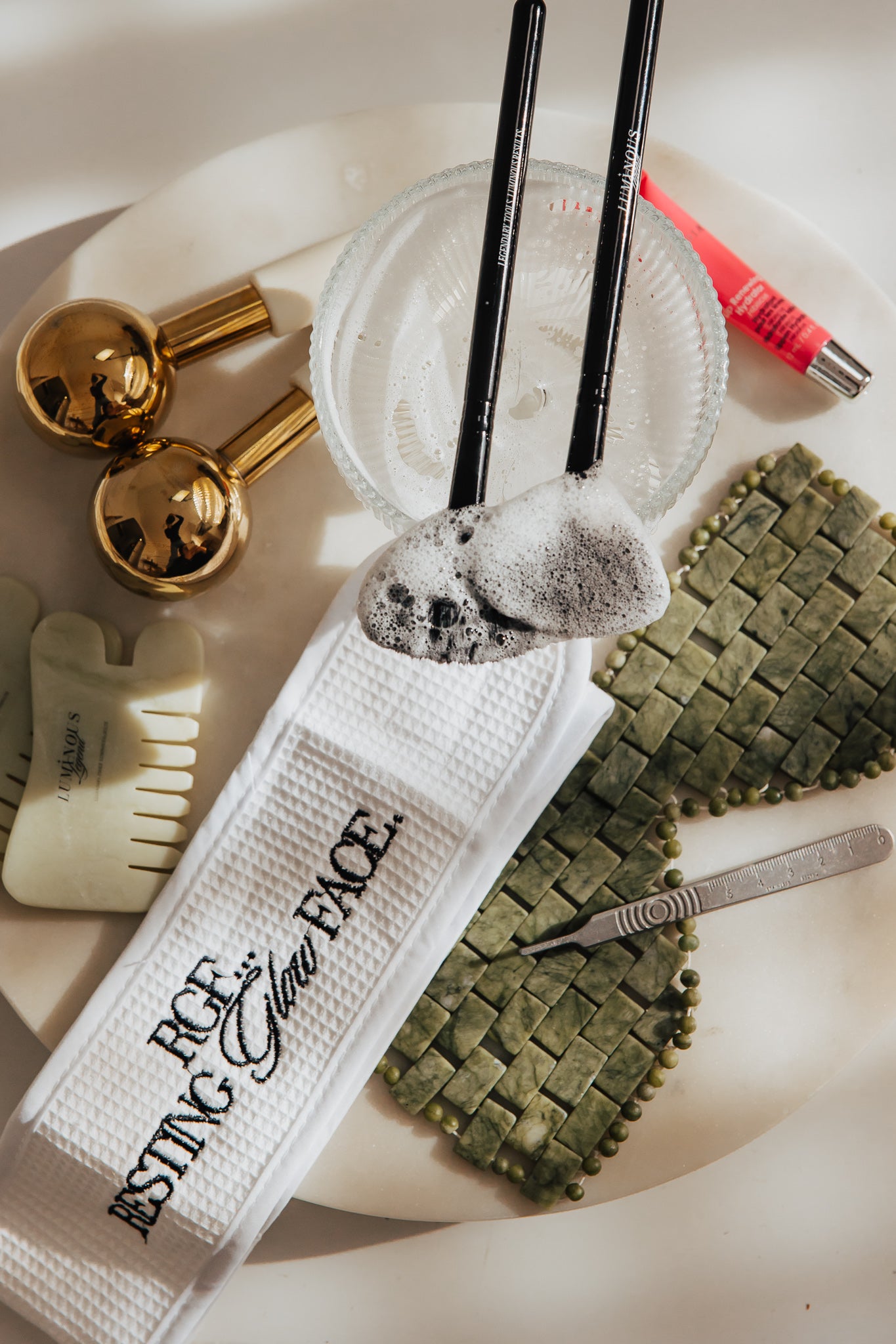 LUMI CLOUD FACIAL BRUSH