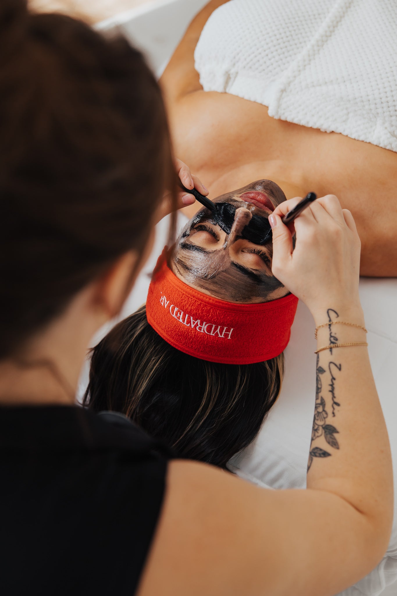 “HYDRATED AF.” HEAD WRAP