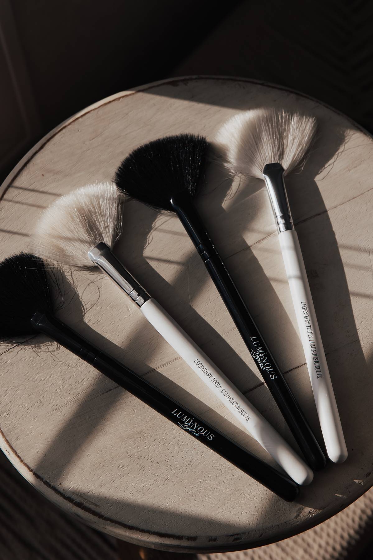 LUMI CLOUD FACIAL BRUSH